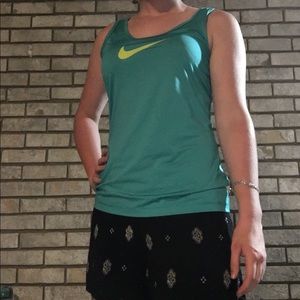 nike tank top